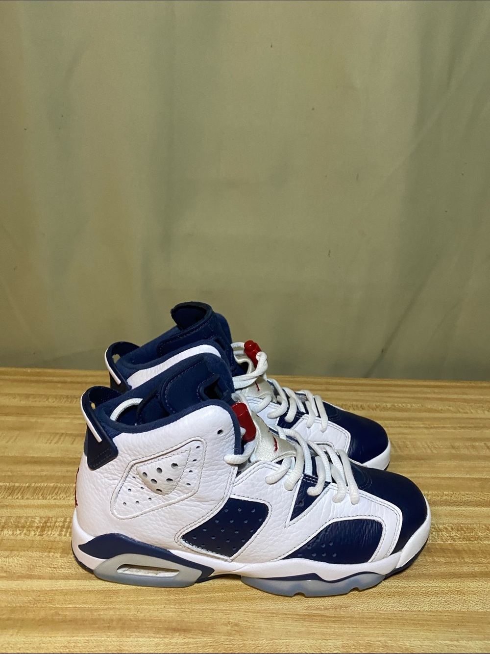 Nike Air Jordan 6 Retro Olympic 2024 White Midnight Navy 384665-164 Size 3.5Y